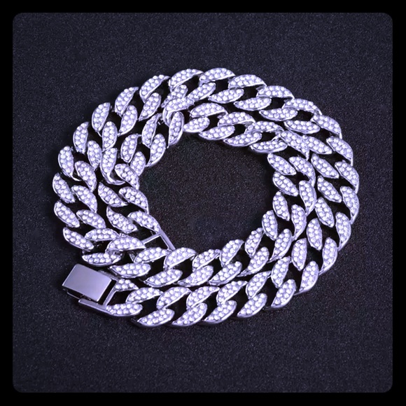 Other - Miami Curb Iced Cuban Chain Necklack